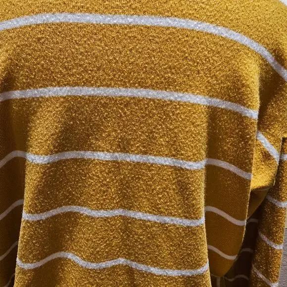 Staccato Size L Modern Relaxed Casual Minimalist Striped V Neck Knit Top - Picture 10 of 11